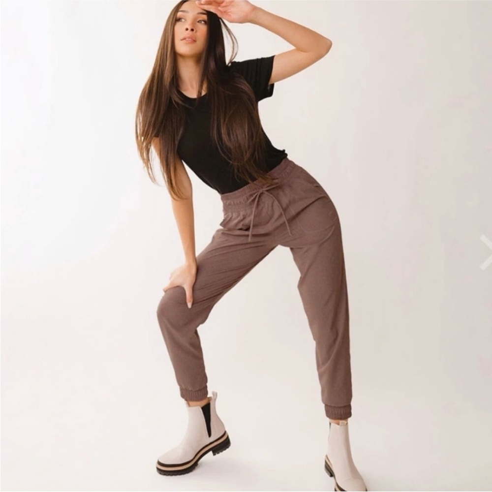 Albion S Destination Joggers in Heather Maroon Pink Tall
